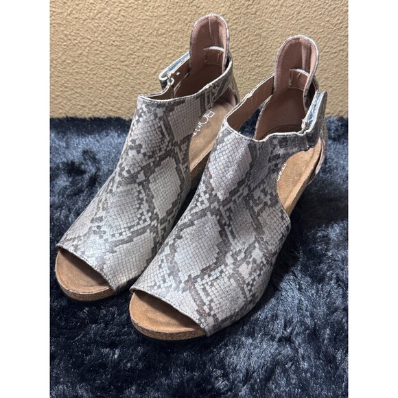 Boutique By Corkys Womens Snakeskin Open Toe Wedges Size 6 - Picture 1 of 8